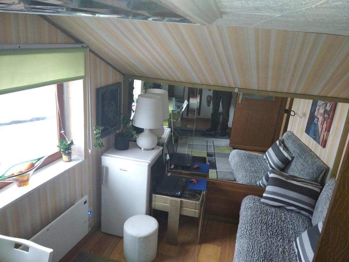 Apartment " Studio Green " Free Parking, Self Check-In ザグレブ エクステリア 写真