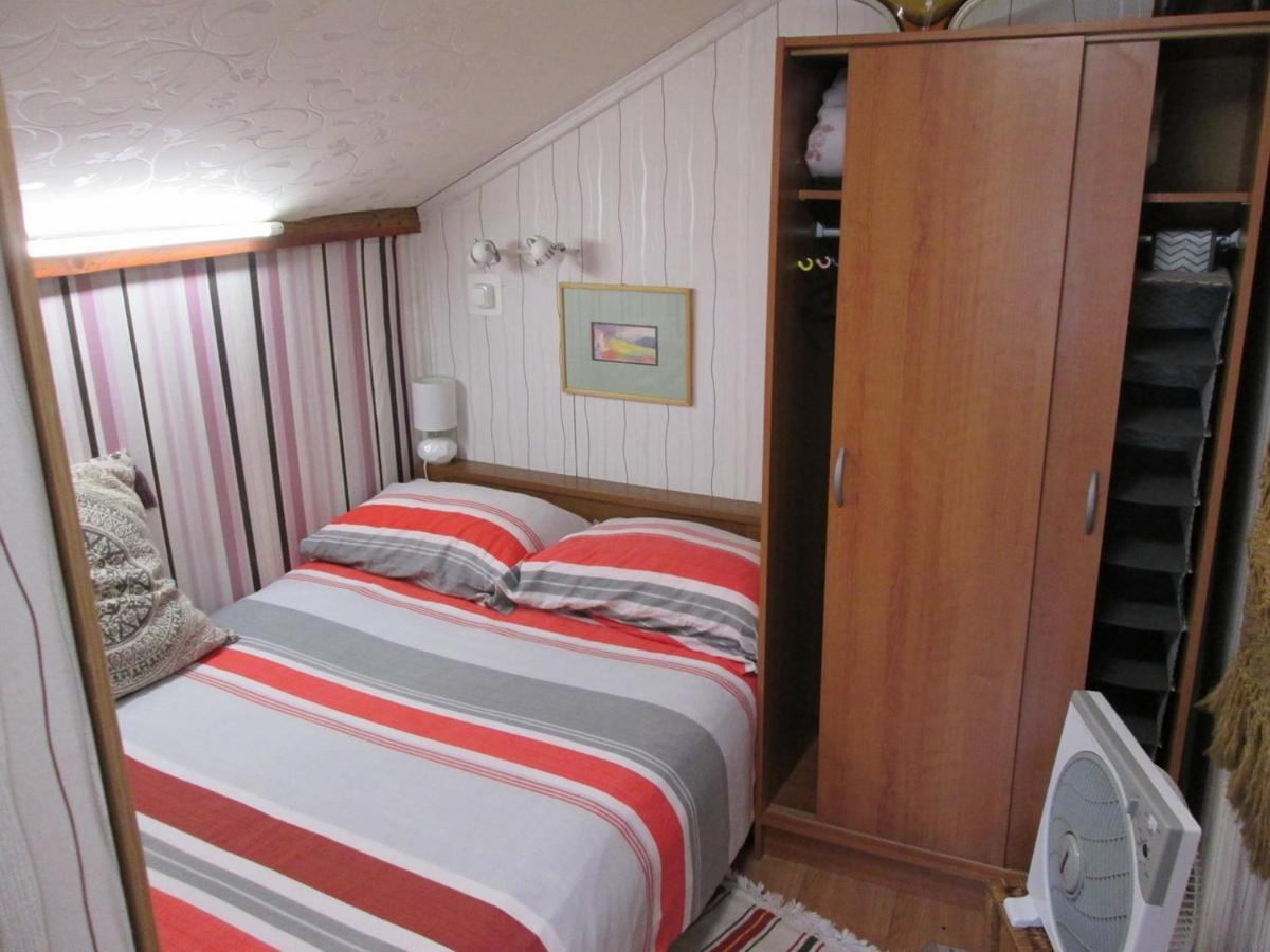 Apartment " Studio Green " Free Parking, Self Check-In ザグレブ エクステリア 写真